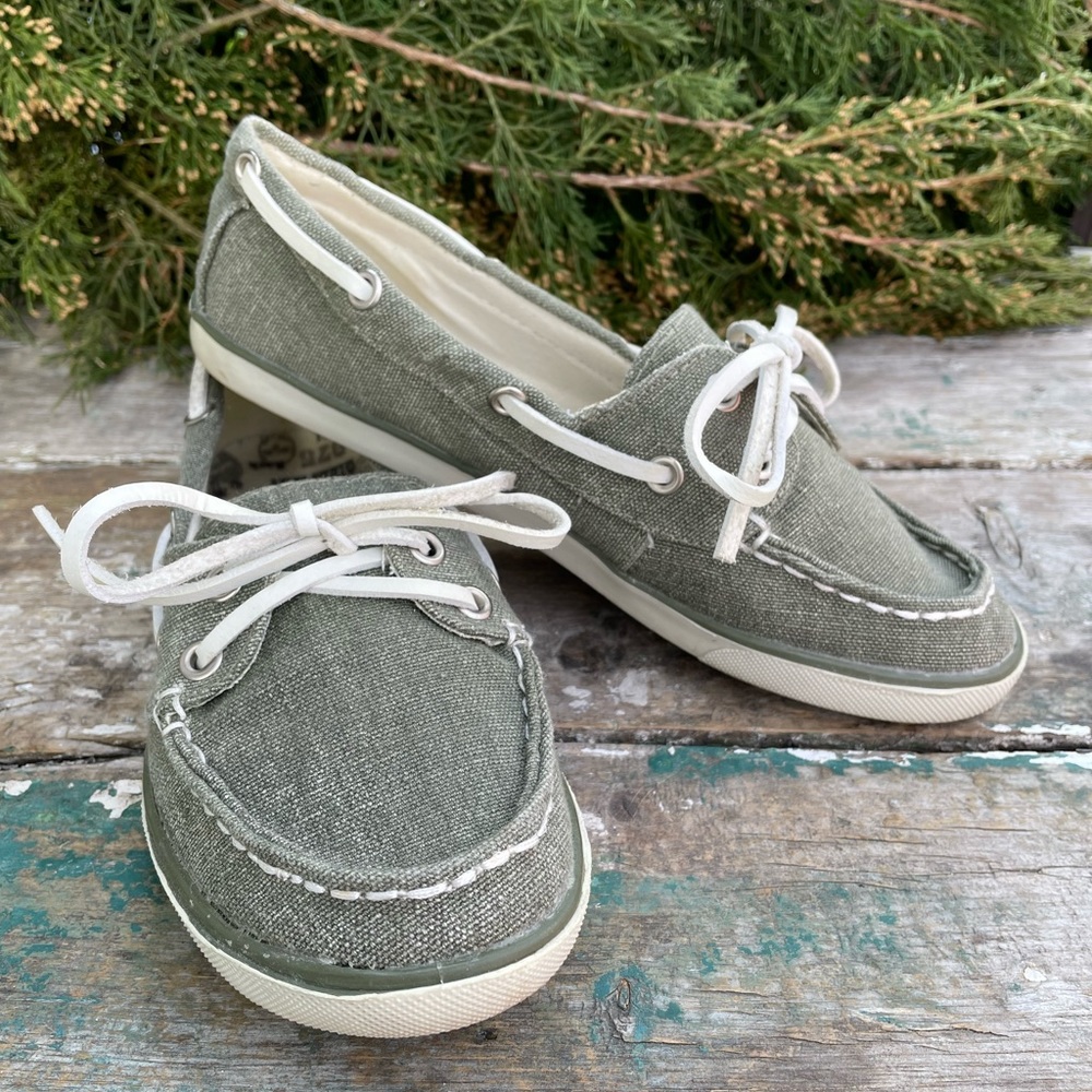 Rock & Candy olive green canvas loafers 7